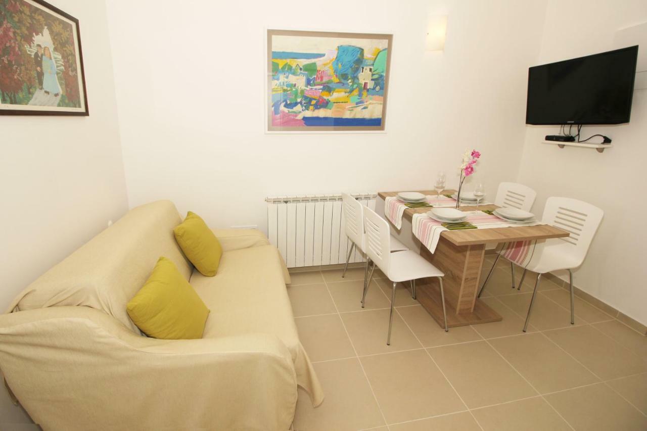 Apartments Aurelia Baška Voda Kültér fotó